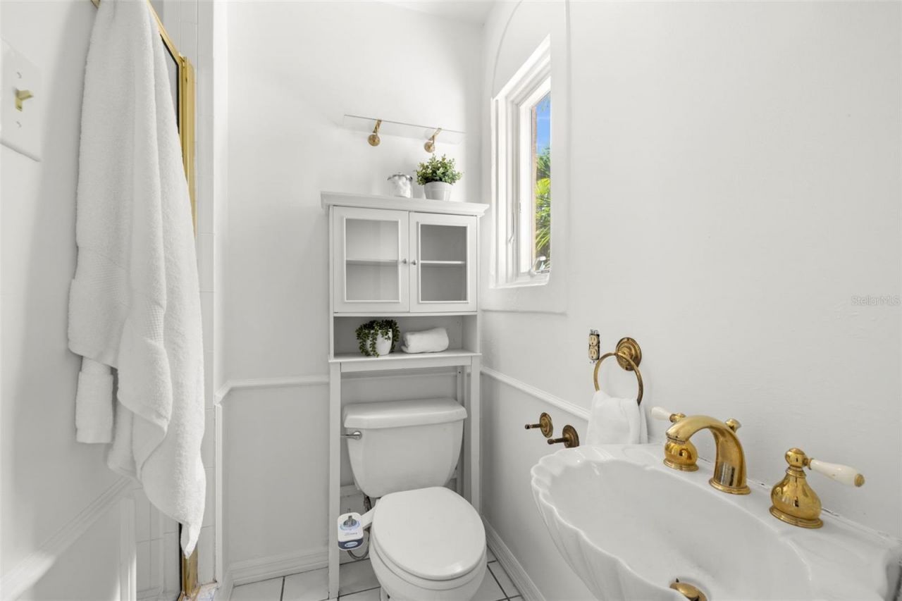 7240 Dr Martin Luther King Jr Street S, Saint Petersburg, FL 33705 Photo