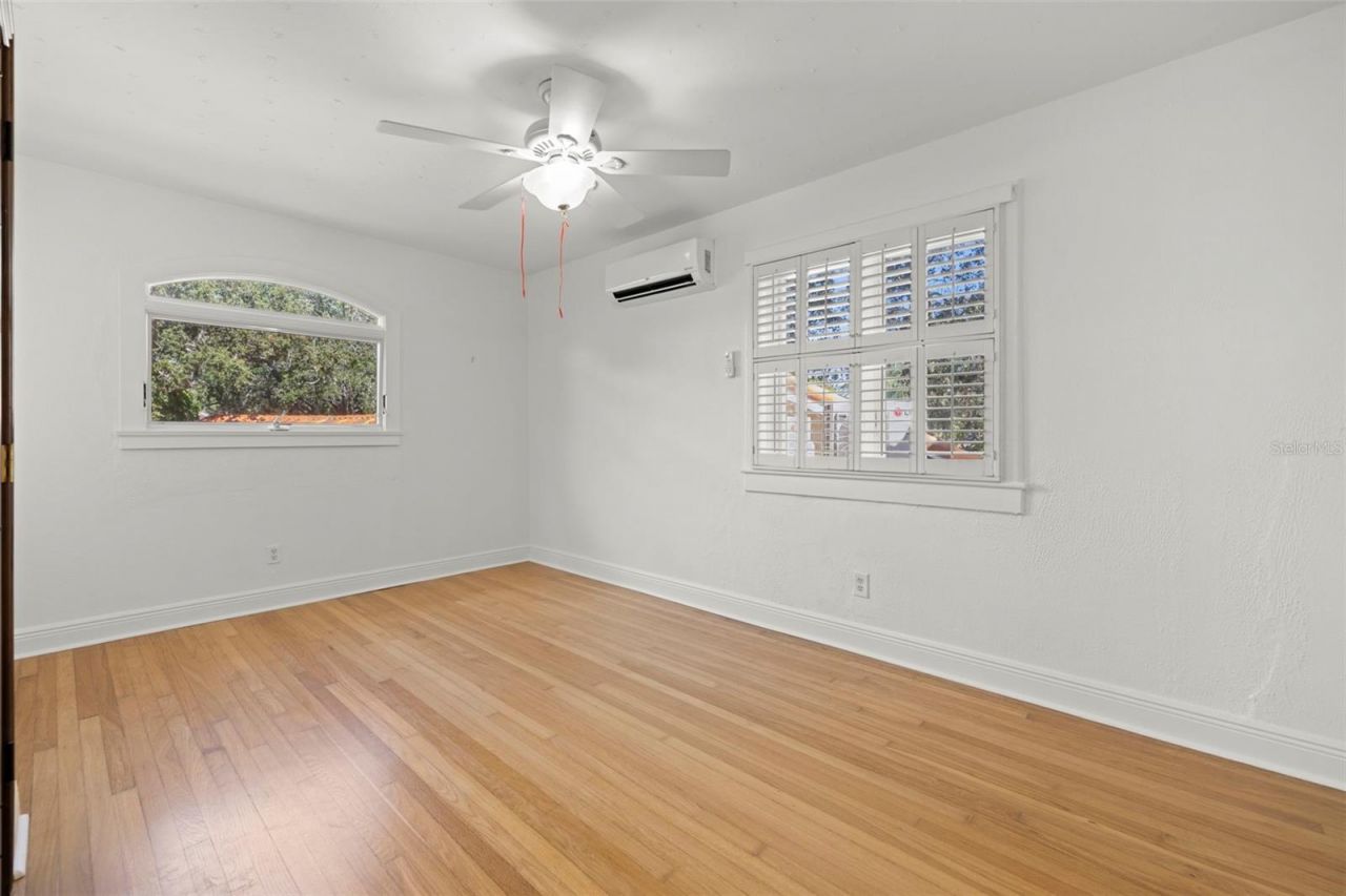 7240 Dr Martin Luther King Jr Street S, Saint Petersburg, FL 33705 Photo