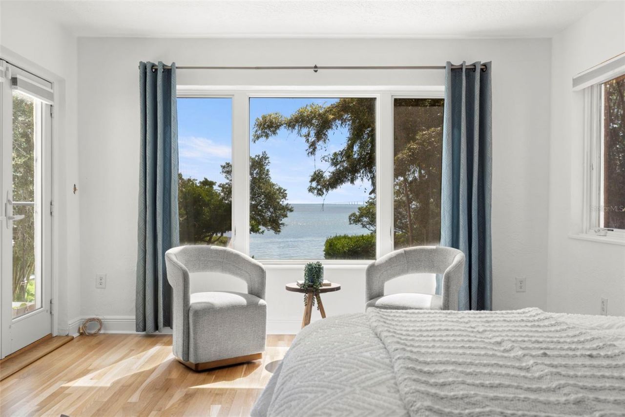 7240 Dr Martin Luther King Jr Street S, Saint Petersburg, FL 33705 Photo