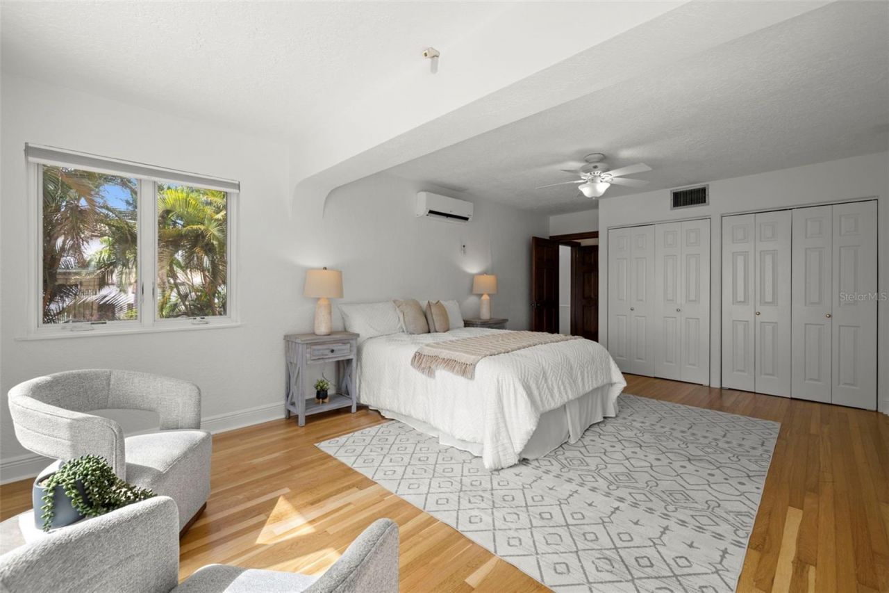 7240 Dr Martin Luther King Jr Street S, Saint Petersburg, FL 33705 Photo