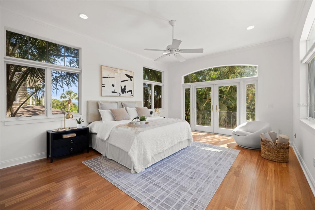 7240 Dr Martin Luther King Jr Street S, Saint Petersburg, FL 33705 Photo