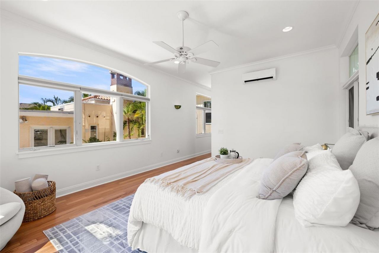 7240 Dr Martin Luther King Jr Street S, Saint Petersburg, FL 33705 Photo