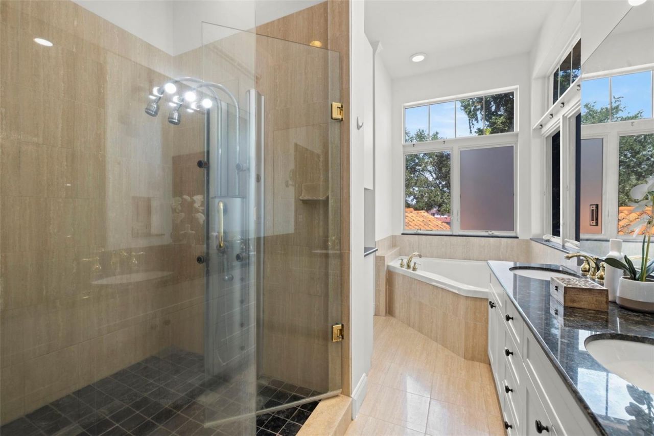 7240 Dr Martin Luther King Jr Street S, Saint Petersburg, FL 33705 Photo