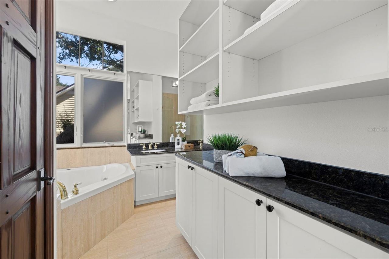 7240 Dr Martin Luther King Jr Street S, Saint Petersburg, FL 33705 Photo