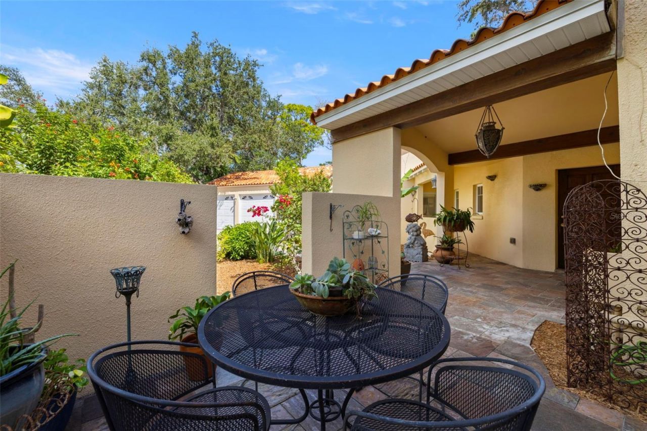 7240 Dr Martin Luther King Jr Street S, Saint Petersburg, FL 33705 Photo