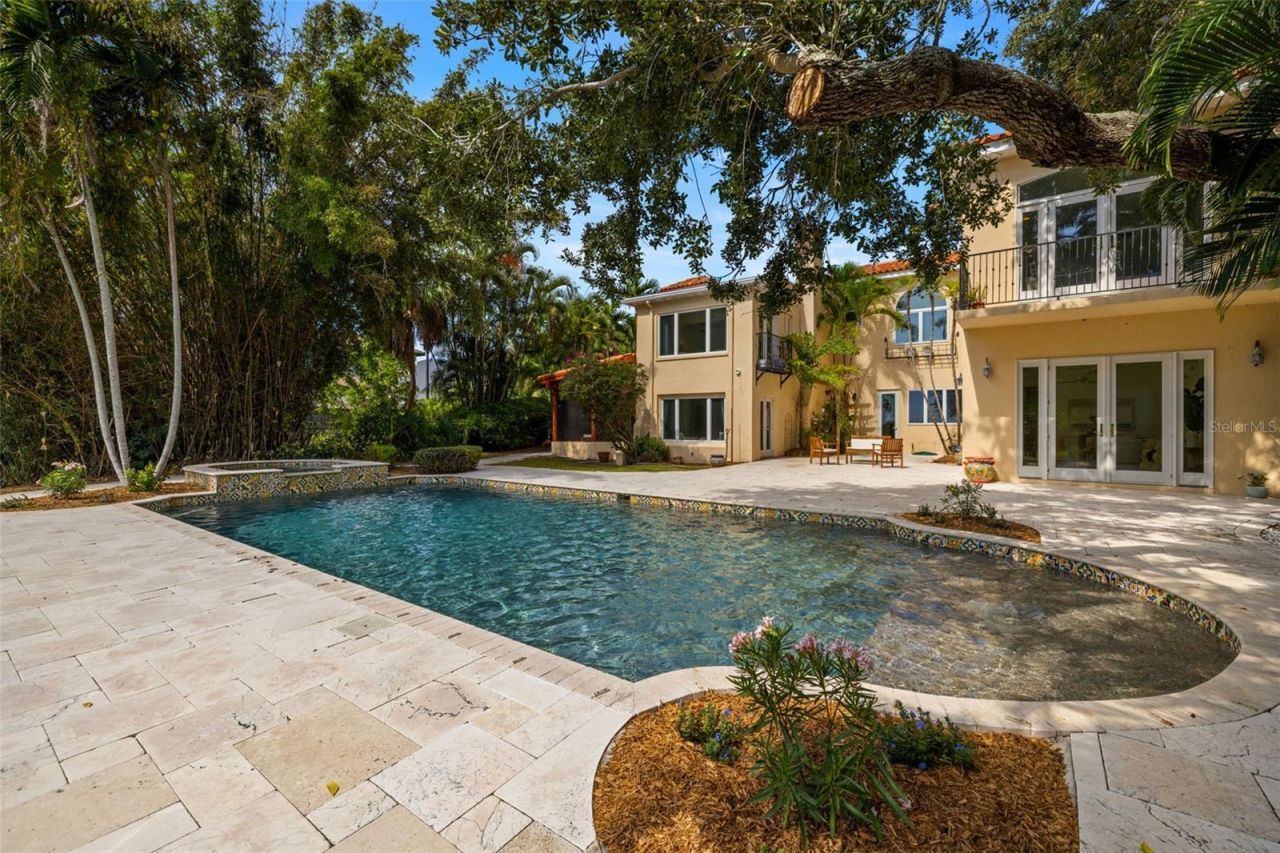 7240 Dr Martin Luther King Jr Street S, Saint Petersburg, FL 33705 Photo