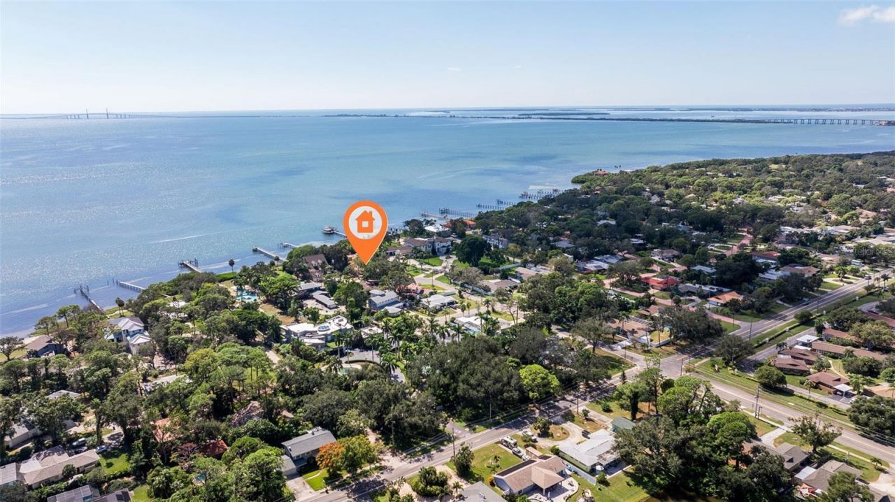 7240 Dr Martin Luther King Jr Street S, Saint Petersburg, FL 33705 Photo