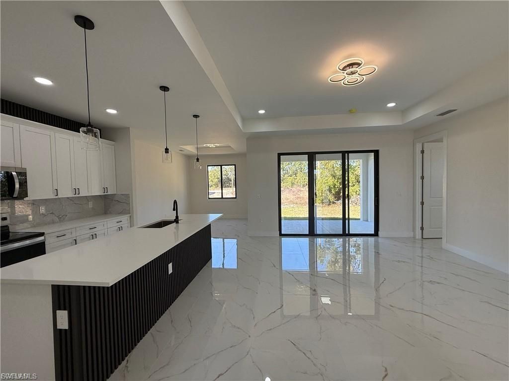 656 Foxchase Dr, Lehigh Acres, FL 33974 Photo