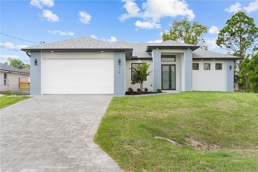656 Foxchase Dr, Lehigh Acres, FL 33974 Photo