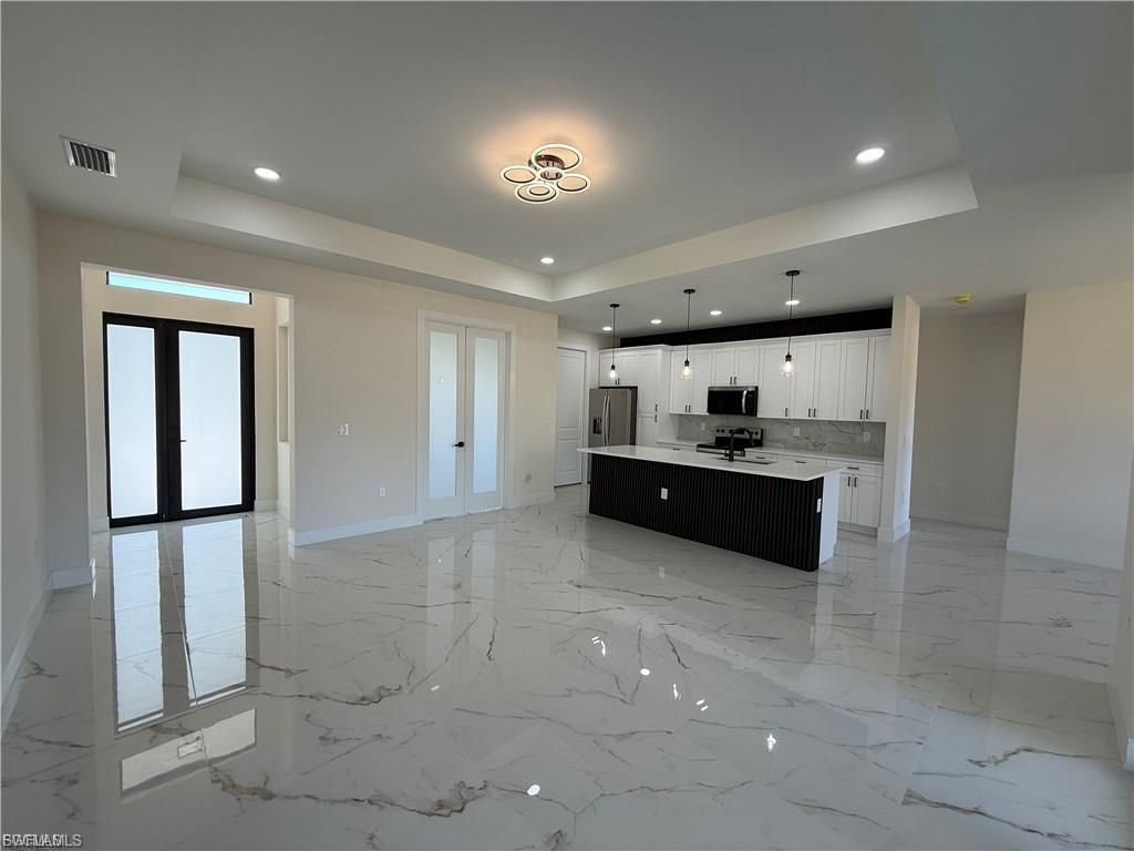 656 Foxchase Dr, Lehigh Acres, FL 33974 Photo