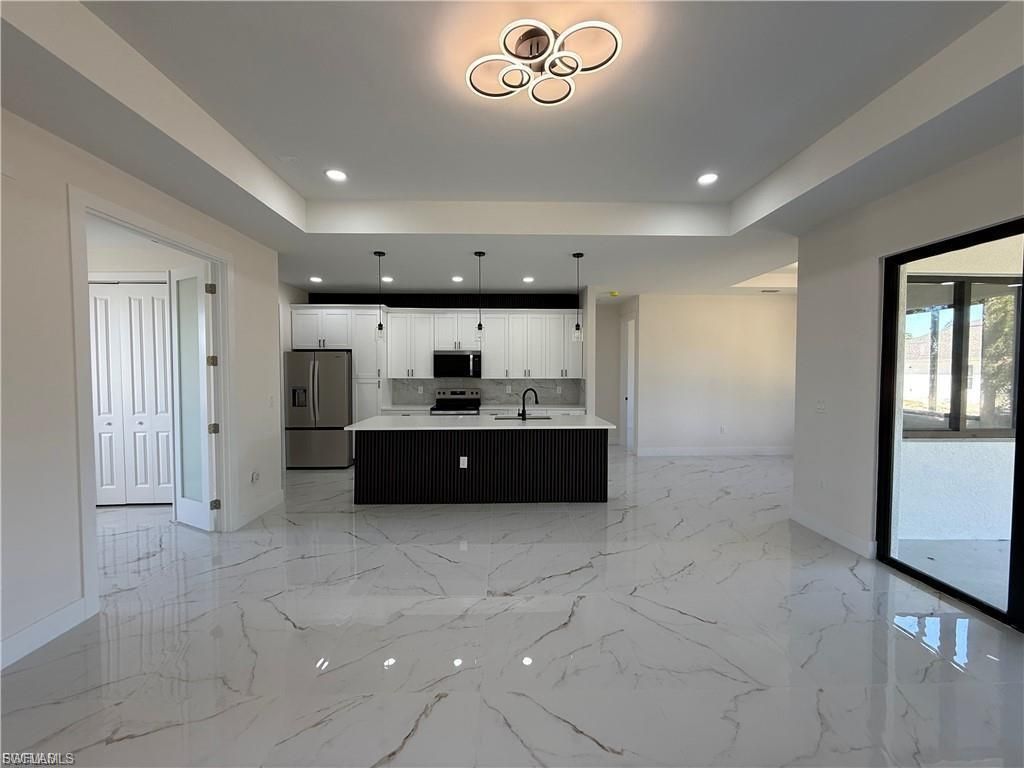 656 Foxchase Dr, Lehigh Acres, FL 33974 Photo