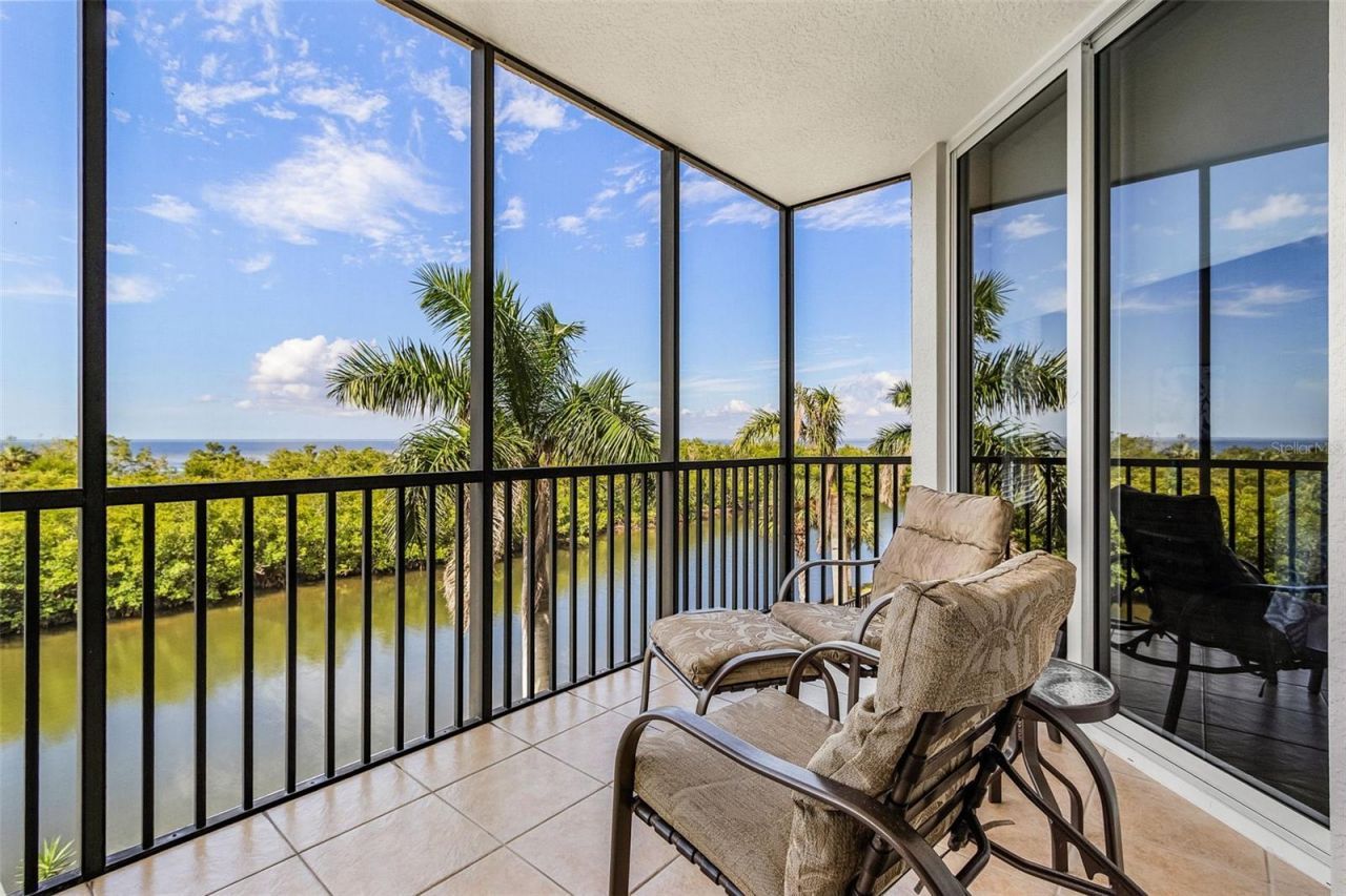 3329 Sunset Key Circle, Unit 203, Punta Gorda, FL 33955 Photo