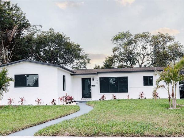 17940 NW 13th Ct, Miami Gardens, FL 33169