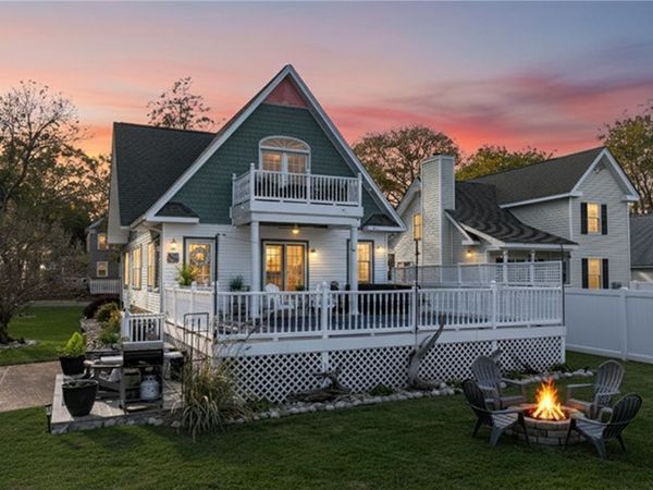 200 Lee Street, West Point, VA 23181