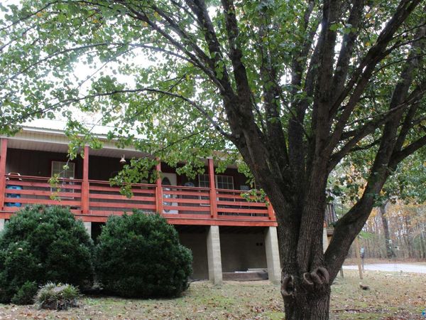 1055 Mardis Point Road, Baileyton, AL 35019