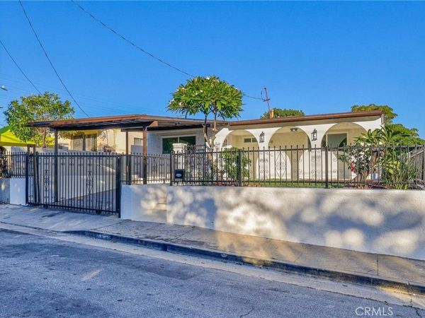 1006 Van Pelt, East Los Angeles, CA 90063