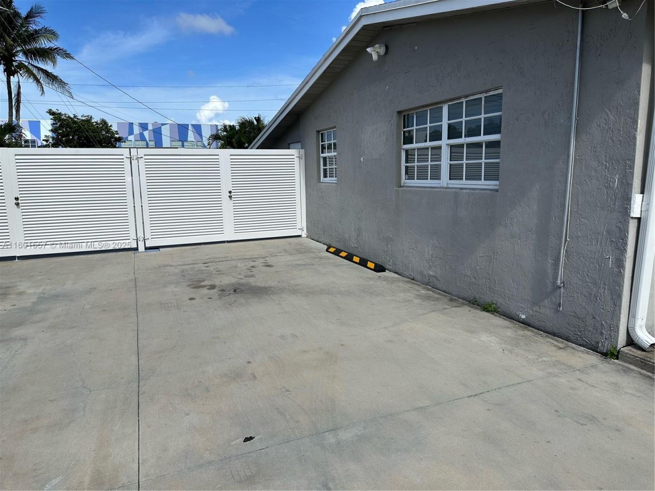 21101 NE 13th Pl, Miami, FL 33179 Photo