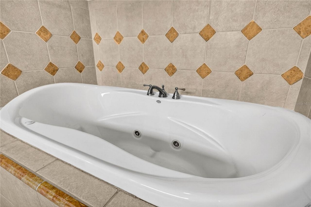 14743 1st Avenue E, Bradenton, FL 34212 Photo