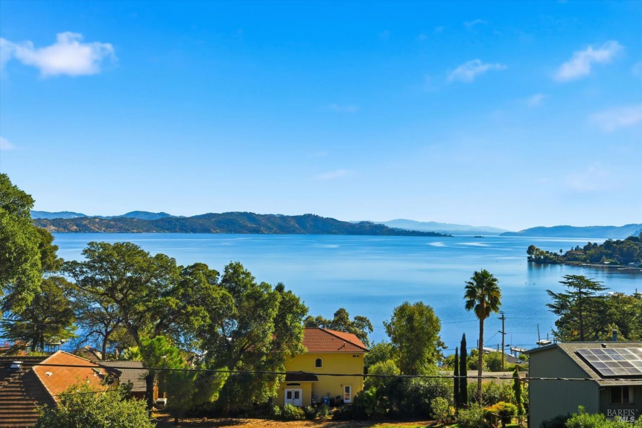 2965 S Lake Drive, Kelseyville, CA 95451 Main Photo