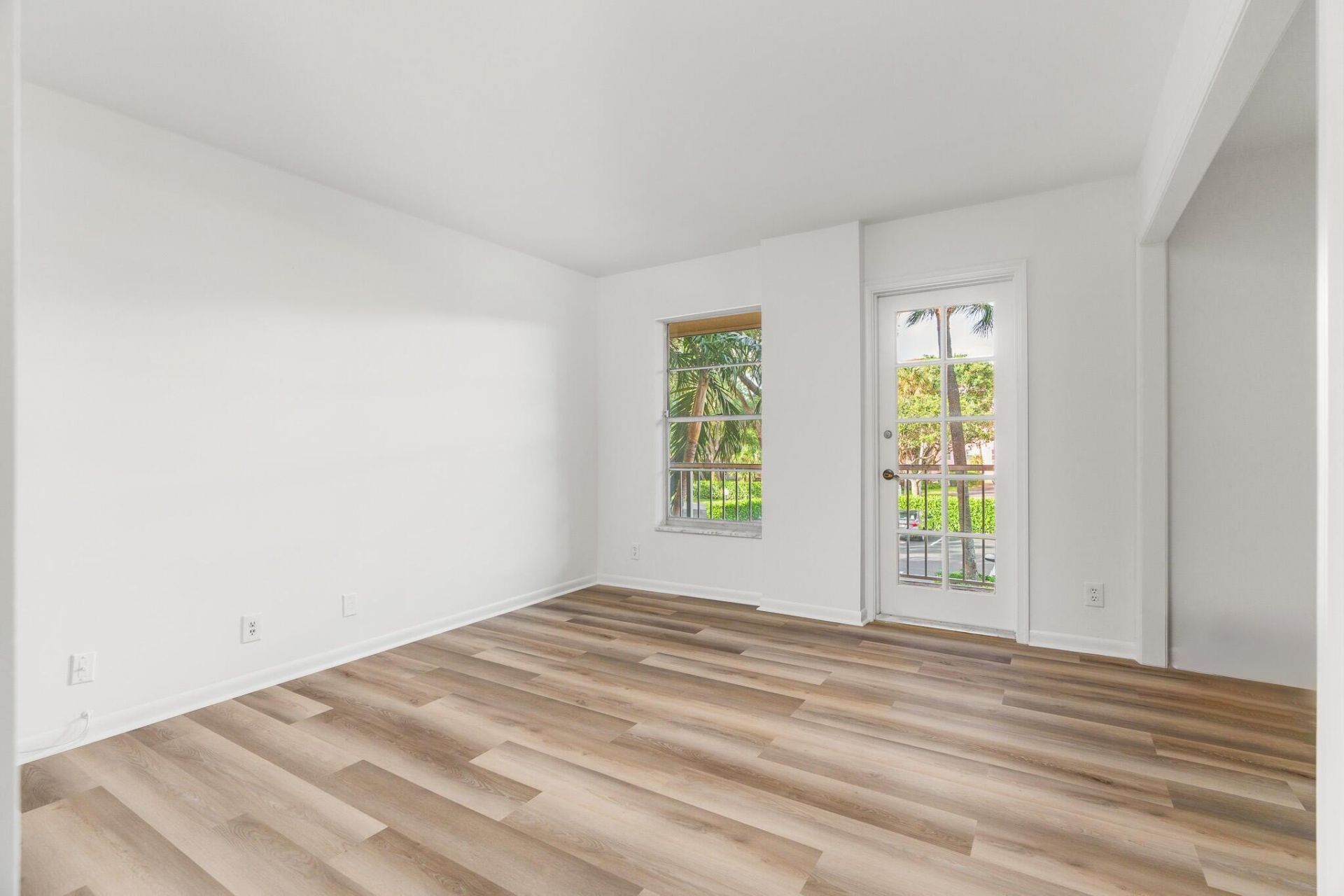 950 Ponce De Leon Road, Unit 208, Boca Raton, FL 33432 Photo