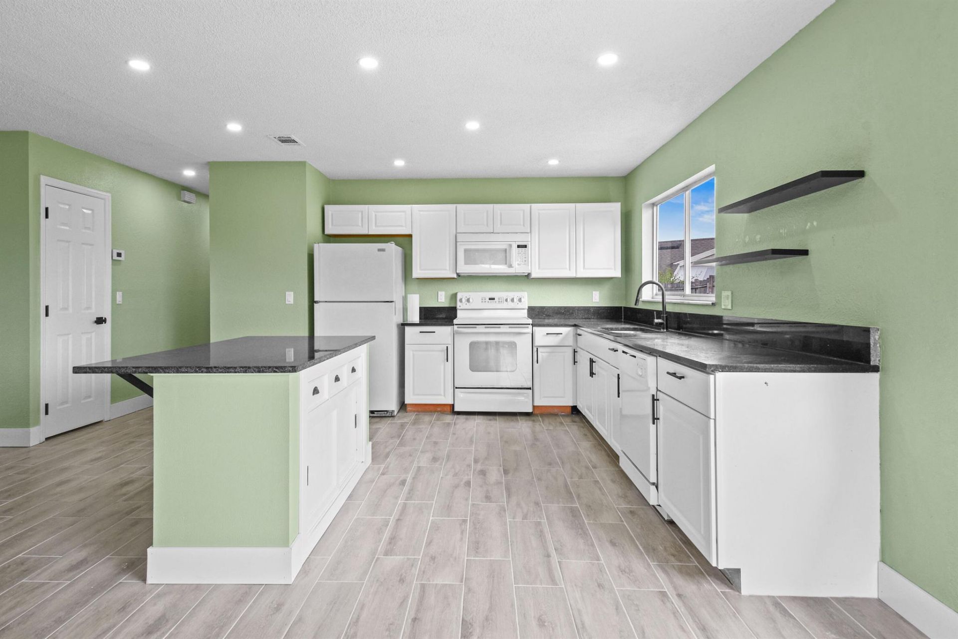 2079 SE Triumph Road, Port Saint Lucie, FL 34952 Photo