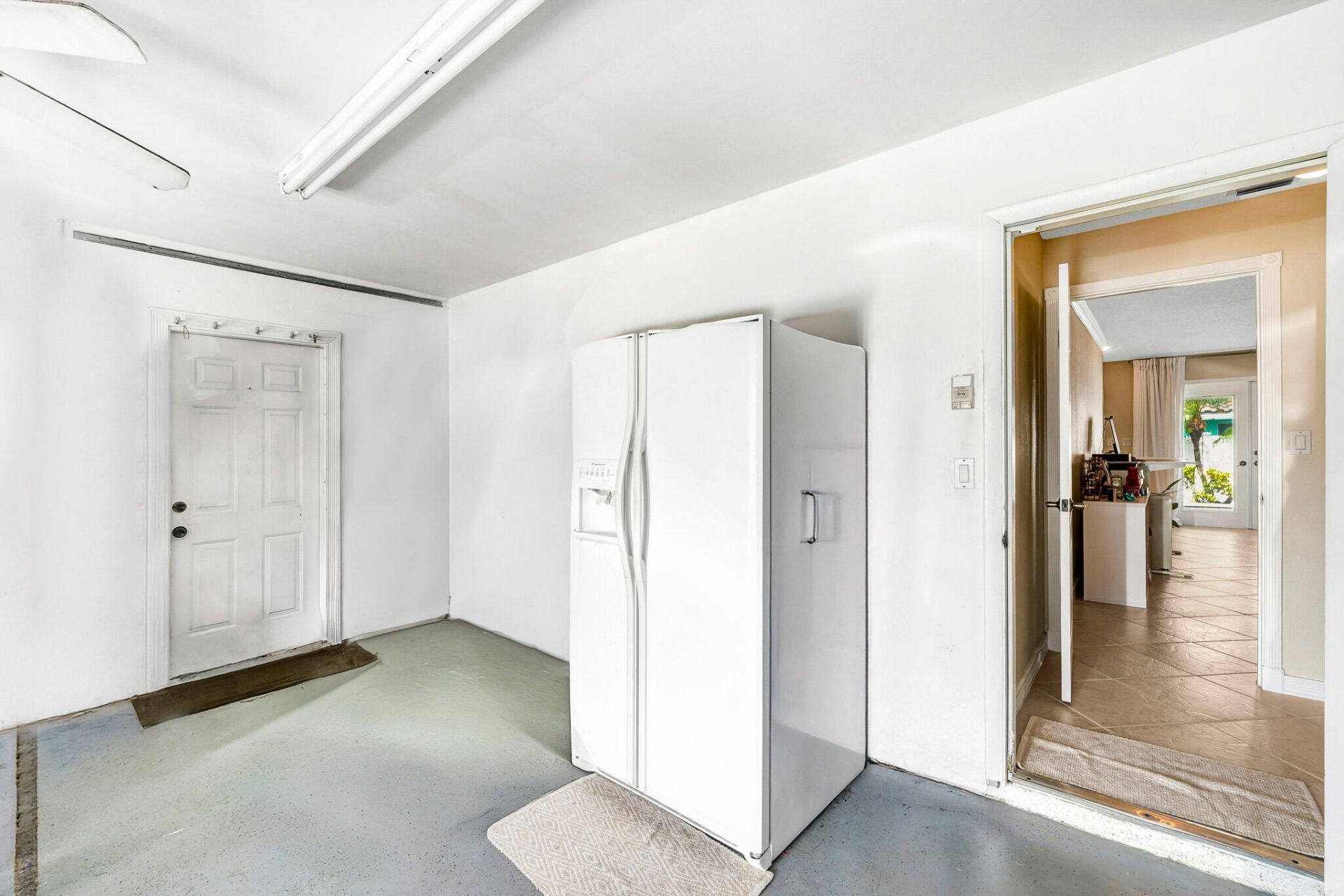 7661 W Country Club Boulevard, Boca Raton, FL 33487 Photo