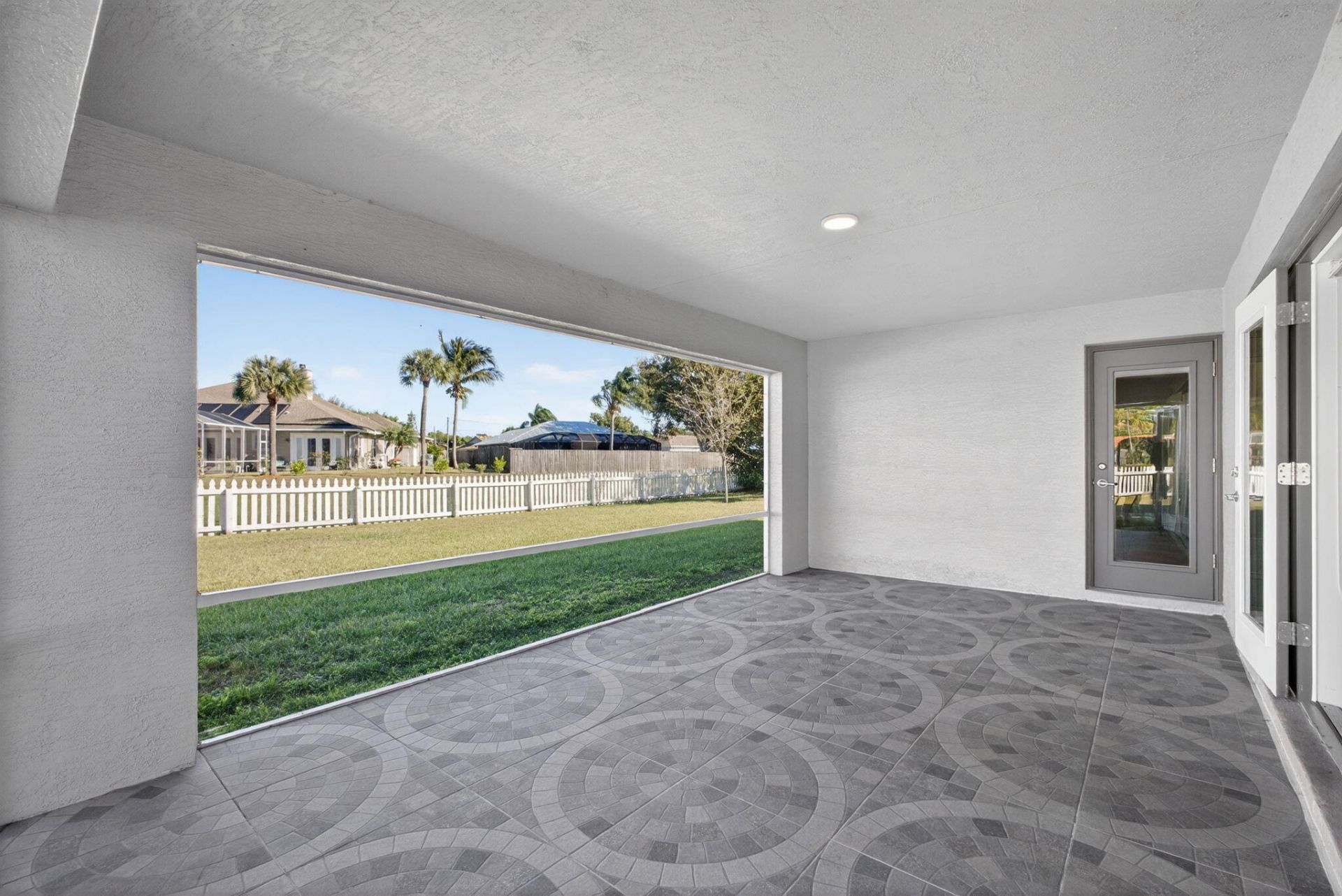 2501 SE Mariposa Avenue, Port Saint Lucie, FL 34952 Photo