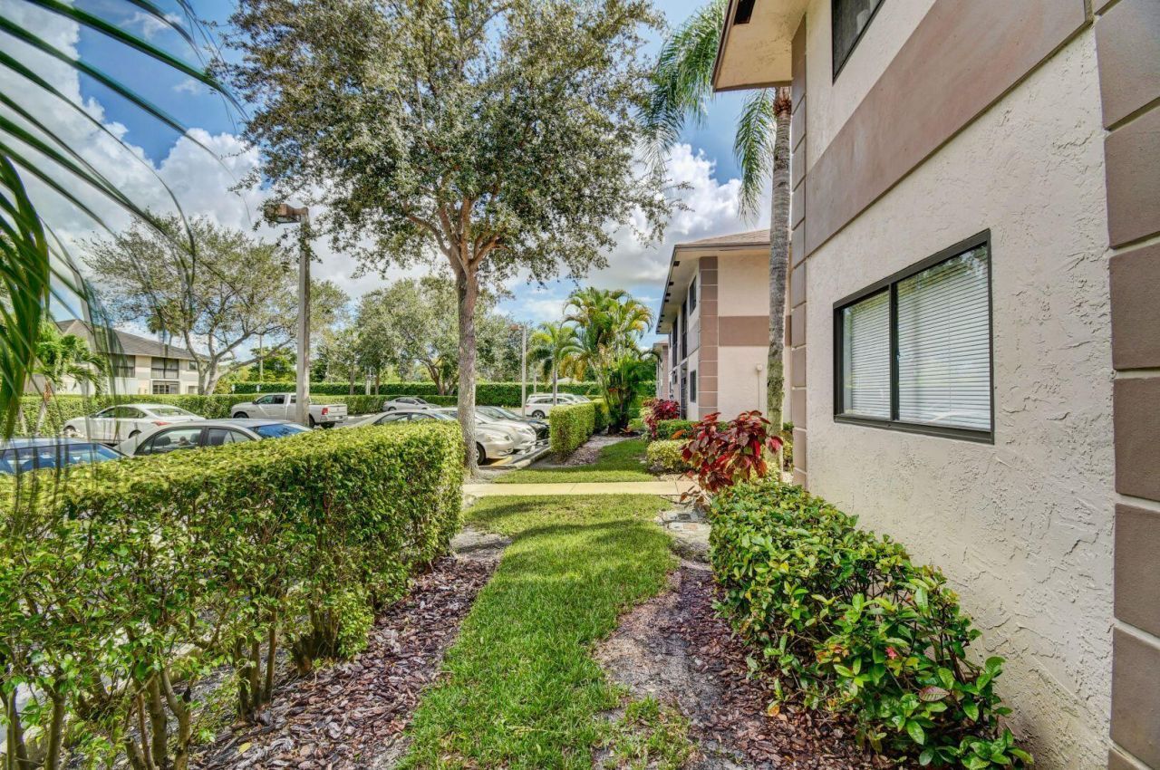 15364 Lakes Of Delray Boulevard, Unit 45, Delray Beach, FL 33484 Photo