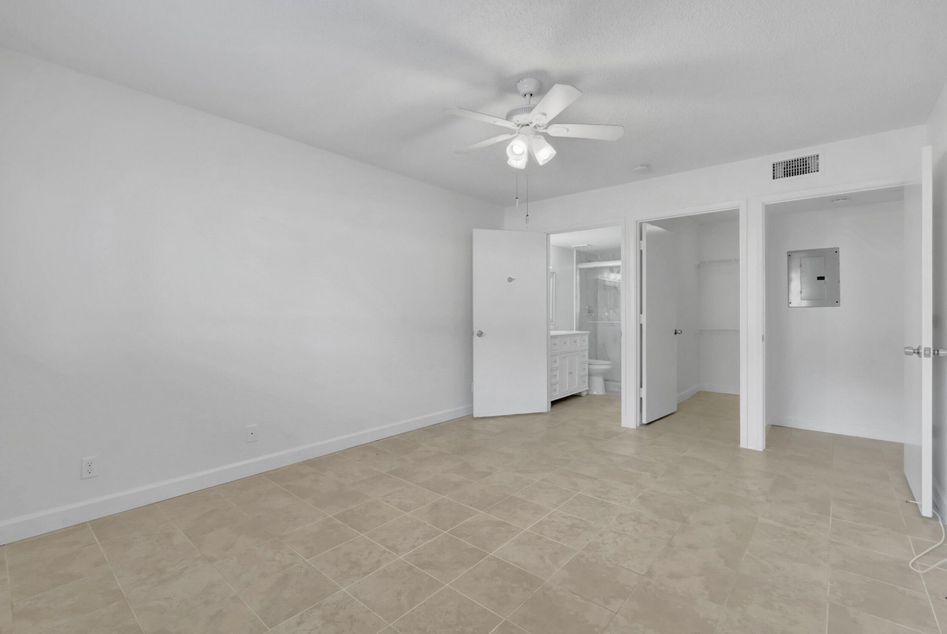 15364 Lakes Of Delray Boulevard, Unit 45, Delray Beach, FL 33484 Photo