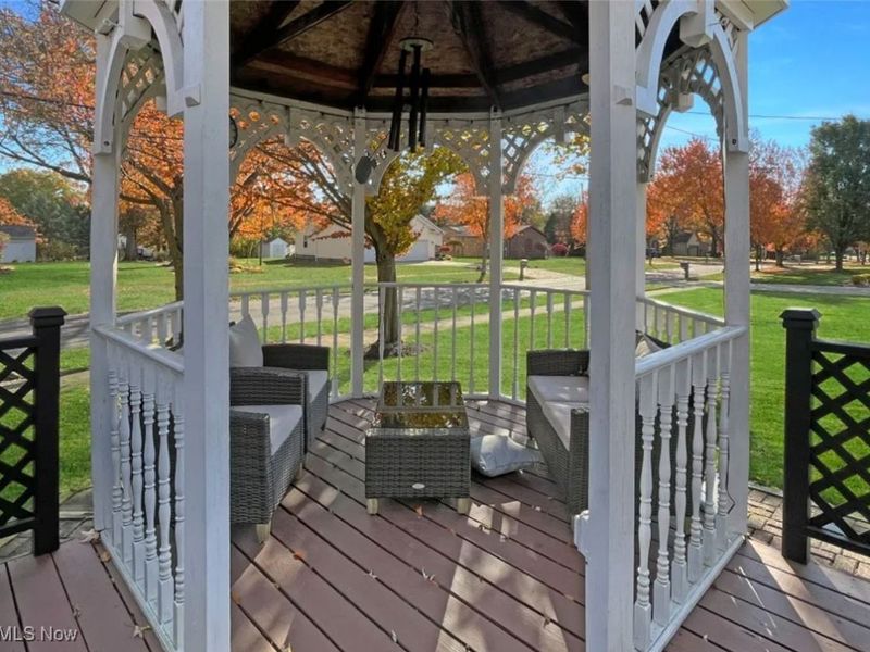 422 E 7th Street, Mc Donald, OH 44437 Photo 10