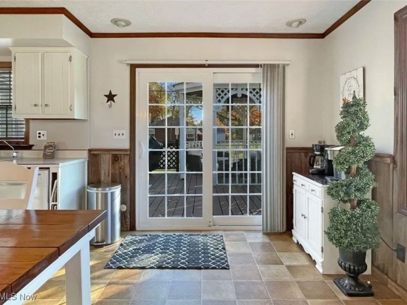 422 E 7th Street, Mc Donald, OH 44437 Photo 14