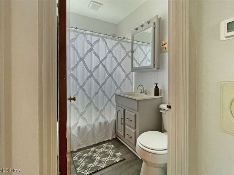 422 E 7th Street, Mc Donald, OH 44437 Photo 23