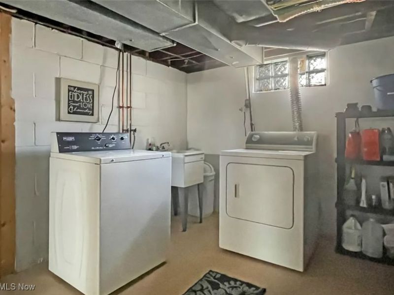 422 E 7th Street, Mc Donald, OH 44437 Photo 29