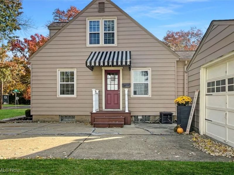 422 E 7th Street, Mc Donald, OH 44437 Photo 4