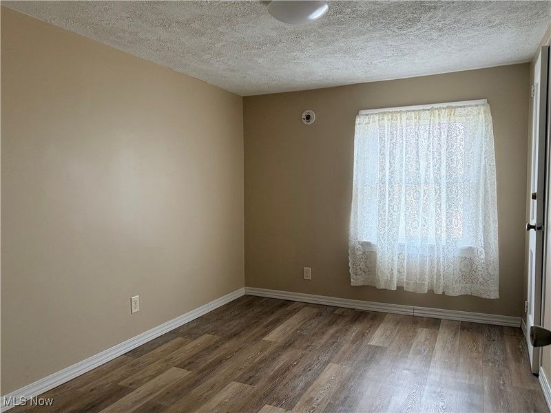 925 Montgomery Street, East Liverpool, OH 43920 Photo 11