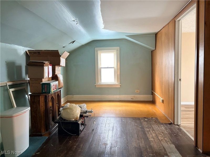 925 Montgomery Street, East Liverpool, OH 43920 Photo 8