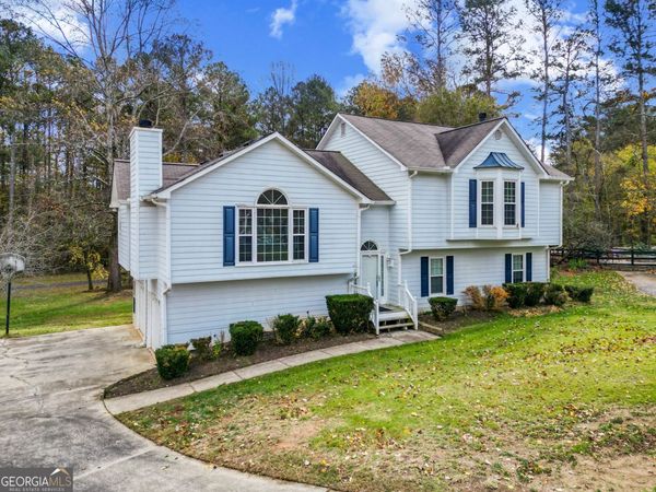 3916 Marguerite Drive NW, Acworth, GA 30101
