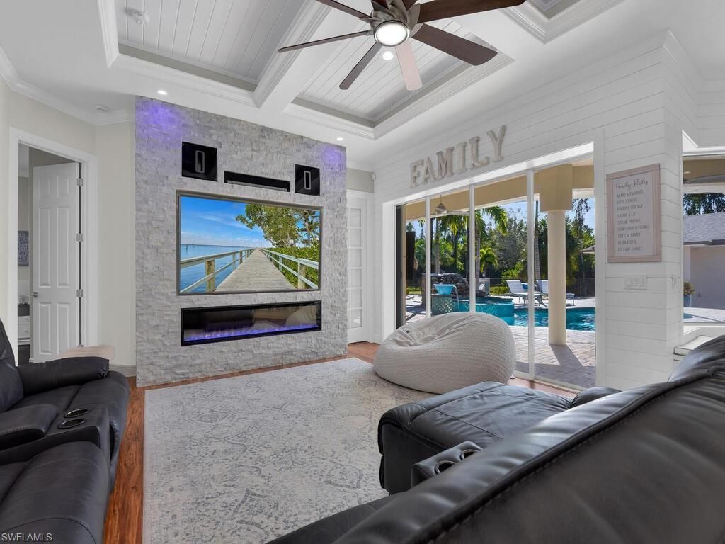 6480 Pine Cone Ct, Fort Myers, FL 33912 Photo