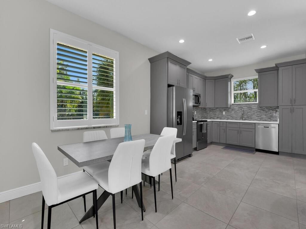 6480 Pine Cone Ct, Fort Myers, FL 33912 Photo