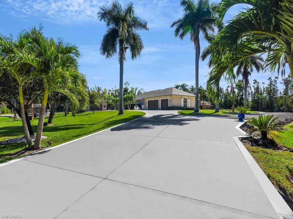 6480 Pine Cone Ct, Fort Myers, FL 33912 Photo