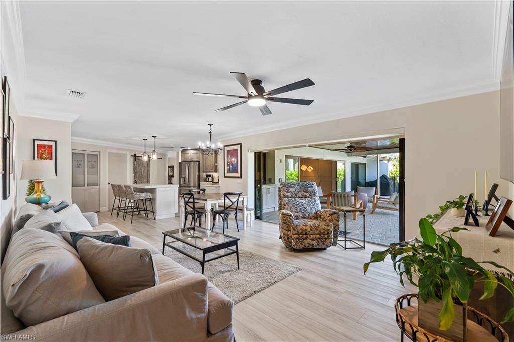 517 Parkwood Ln, Naples, FL 34103 Photo