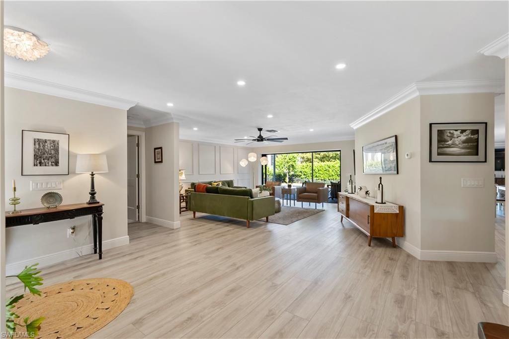 517 Parkwood Ln, Naples, FL 34103 Photo