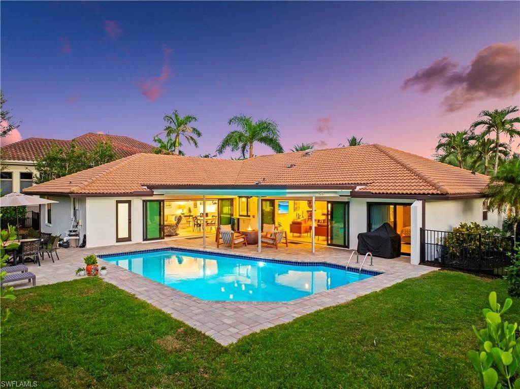 517 Parkwood Ln, Naples, FL 34103 Photo