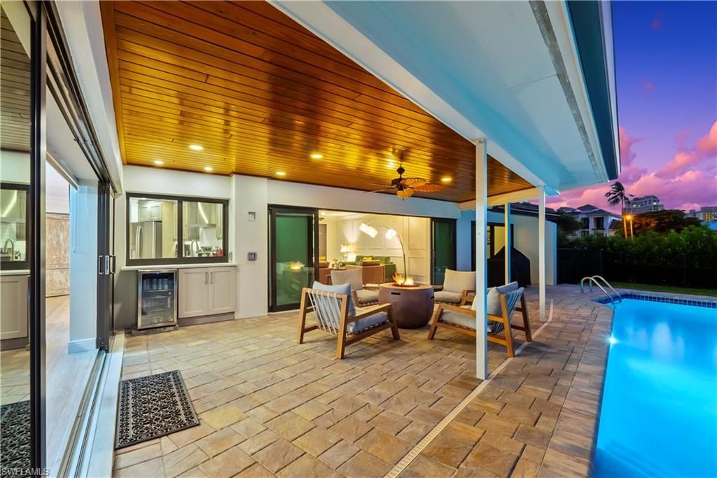 517 Parkwood Ln, Naples, FL 34103 Photo