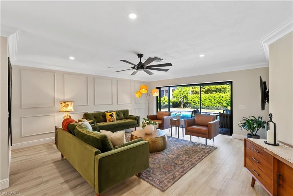 517 Parkwood Ln, Naples, FL 34103 Photo