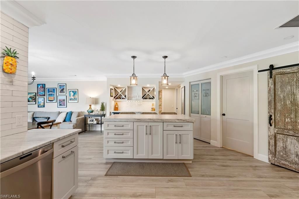 517 Parkwood Ln, Naples, FL 34103 Photo