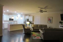 809 Bronwyn Circle photo 4