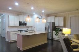 809 Bronwyn Circle photo 4