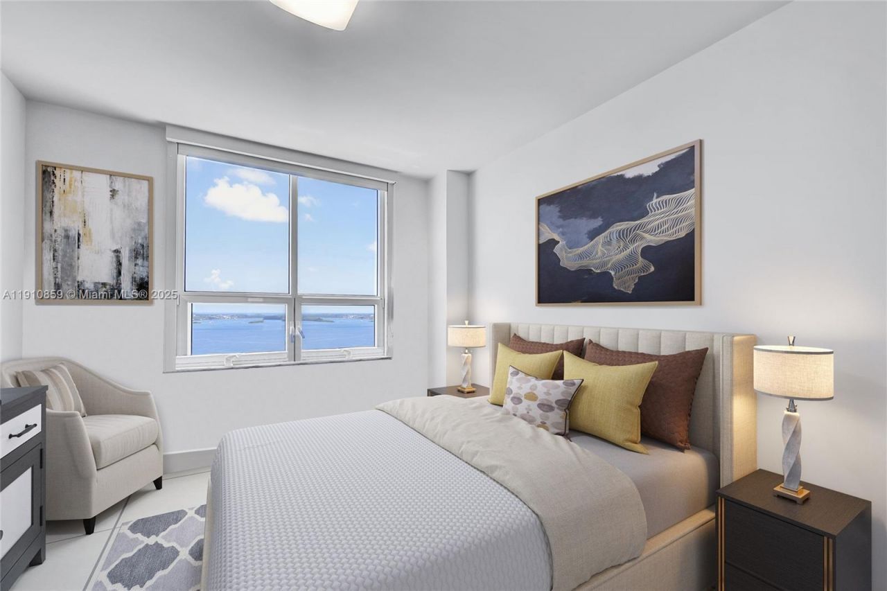 808 E Brickell Key Dr, Unit 2104, Miami, FL 33131 Photo