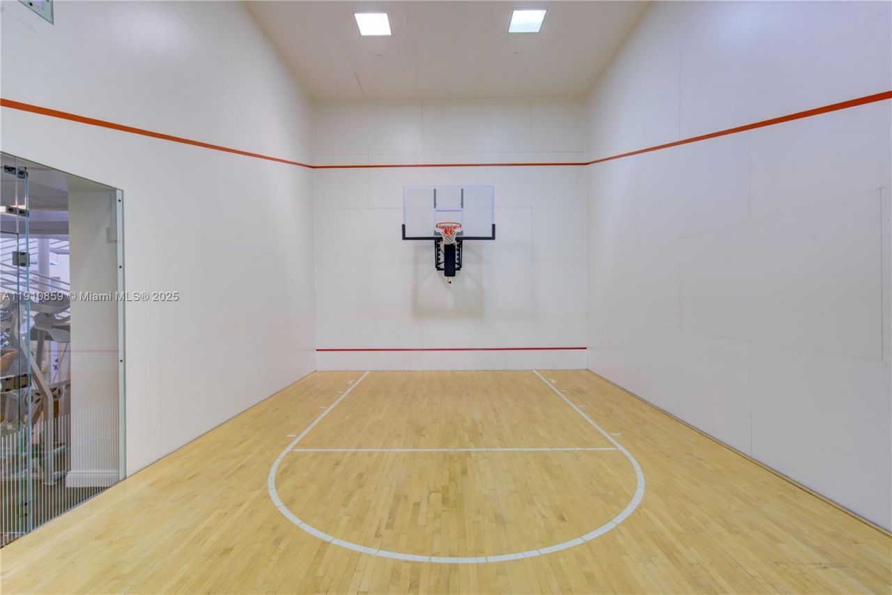 808 E Brickell Key Dr, Unit 2104, Miami, FL 33131 Photo